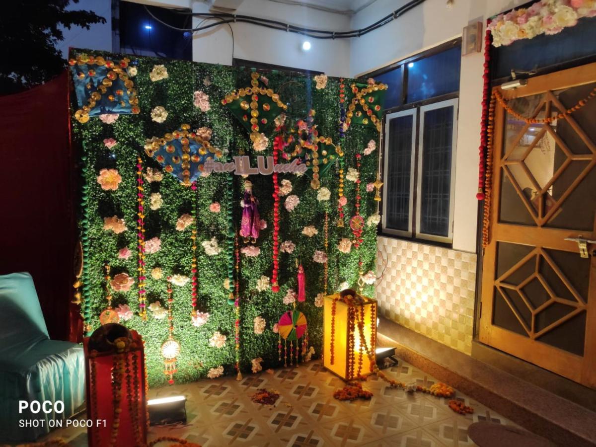 Surabhi Garden Inn Lakhnaú Exteriér fotografie