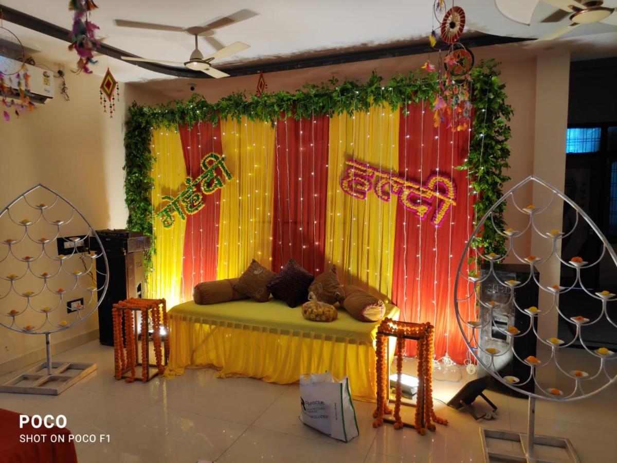 Surabhi Garden Inn Lakhnaú Exteriér fotografie